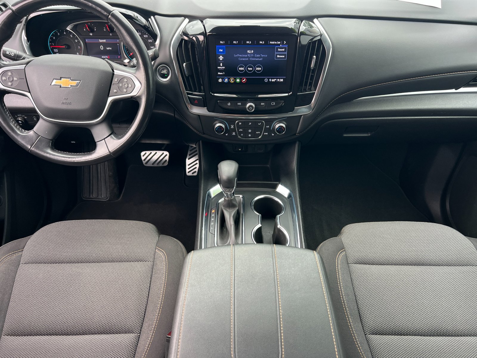 Used 2021 Chevrolet Traverse LT FWD image 13
