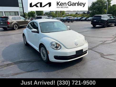 Used 2016 Volkswagen Beetle 1.8T SE FWD image 3