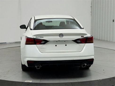 New 2025 Nissan Altima 2.5 SR w/ SR Premium Package image 6