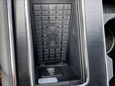 Used 2025 Lincoln Aviator Reserve w/ Equipment Group 201A AWD/4WD image 15