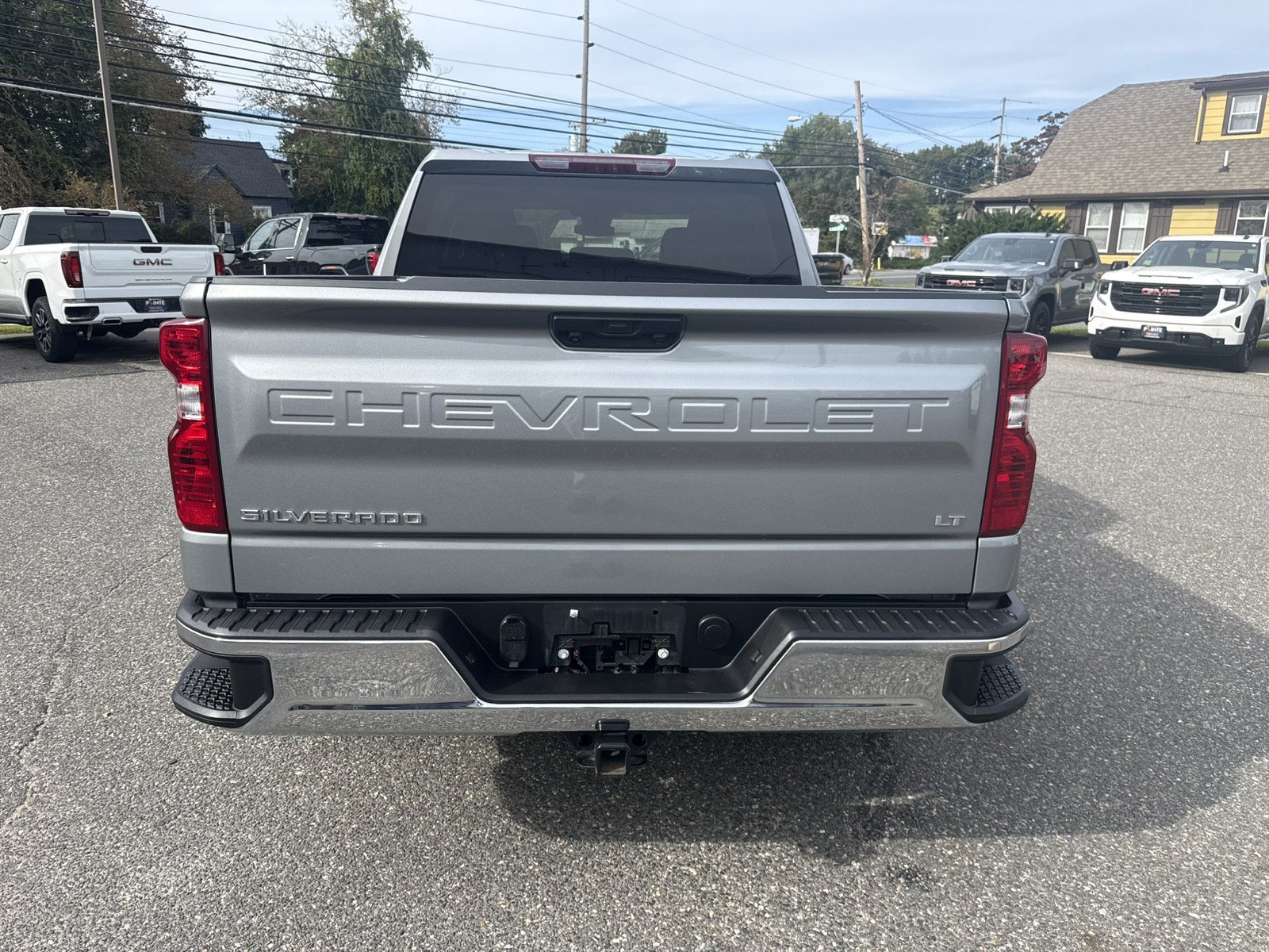 Used 2025 Chevrolet Silverado 1500 LT RWD image 5