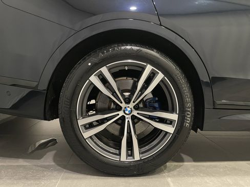 Certified 2022 BMW X7 xDrive40i w/ M Sport Package image 9