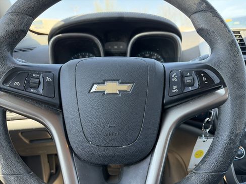 Used 2016 Chevrolet Malibu LT w/ Power Convenience Package image 9