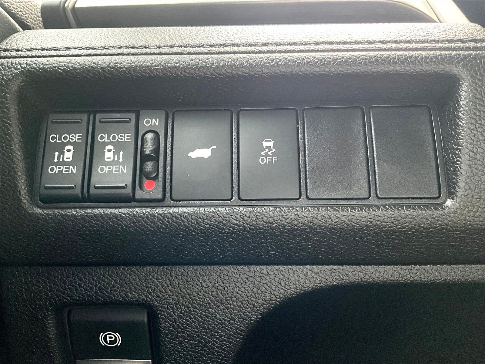 Used 2025 Honda Odyssey Sport-L image 39