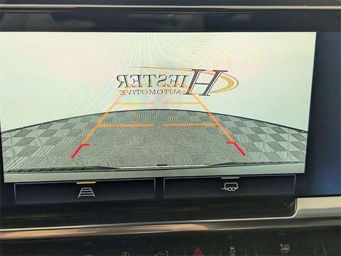 Used 2025 Chevrolet Silverado 1500 LT image 21