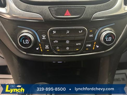 Used 2021 Chevrolet Equinox LT AWD/4WD image 12