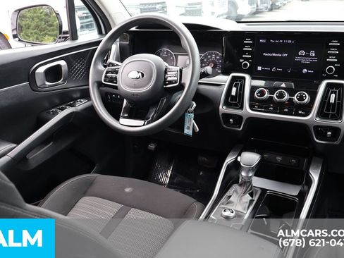 Used 2021 Kia Sorento LX FWD image 23