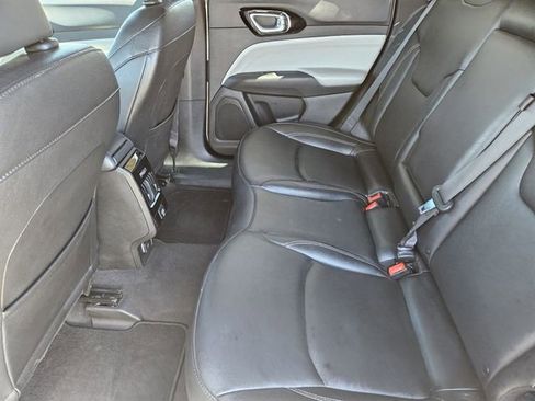Used 2025 Jeep Compass Limited AWD/4WD image 30