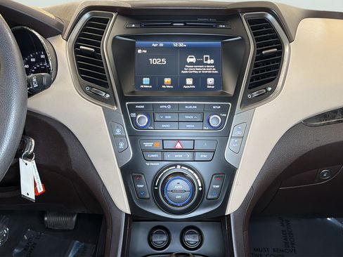 Used 2017 Hyundai Santa Fe Sport AWD/4WD image 16