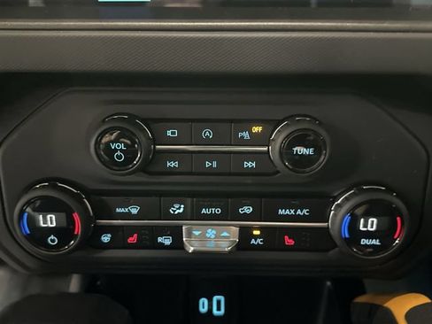 Used 2024 Ford Bronco Badlands AWD/4WD image 21