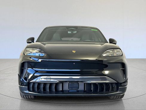 Used 2026 Porsche Cayenne Electric AWD/4WD image 11