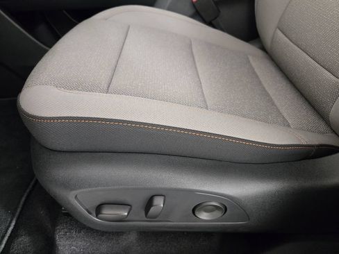 New 2026 Chevrolet Traverse LT w/ Midnight/Sport Edition FWD image 25