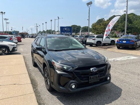 Used 2024 Subaru Outback Onyx Edition AWD/4WD image 2