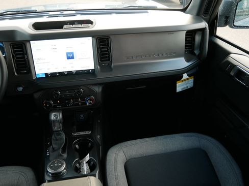 Used 2025 Ford Bronco Big Bend AWD/4WD image 11