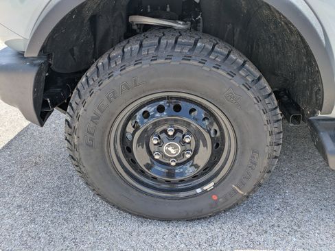 New 2026 Ford Bronco Outer Banks AWD/4WD image 11