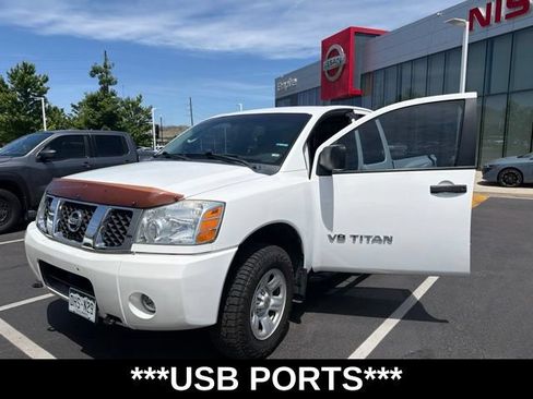 Used 2005 Nissan Titan XE w/ (W02) Preferred Pkg AWD/4WD image 5