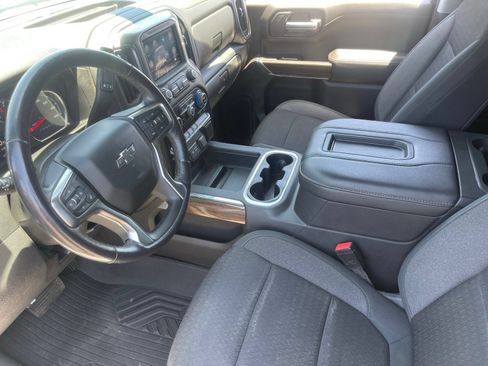 Certified 2021 Chevrolet Silverado 1500 LT Trail Boss w/ LPO, Dark Essentials Package AWD/4WD image 19