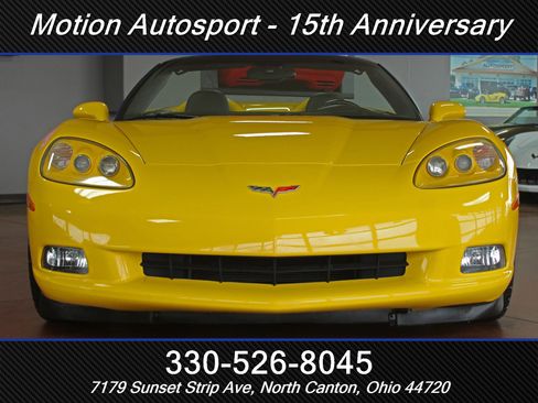 Used 2006 Chevrolet Corvette Convertible w/ Preferred Equipment Group image 3