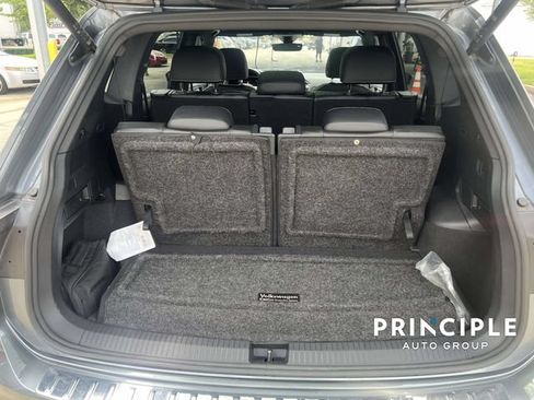 Used 2023 Volkswagen Tiguan SE FWD image 30