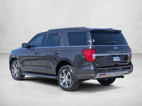Used 2023 Ford Expedition XLT RWD image 8