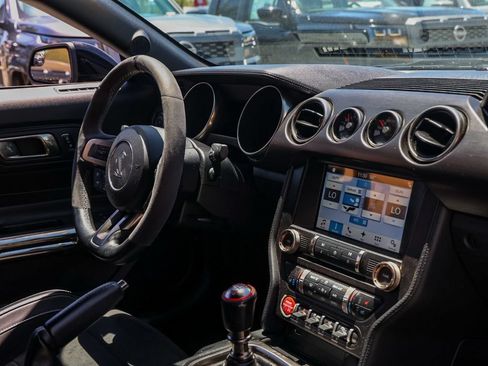 Used 2016 Ford Mustang Shelby GT350 w/ Technology Package RWD image 17