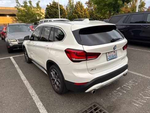 Used 2021 BMW X1 xDrive28i w/ Premium Package AWD/4WD image 4