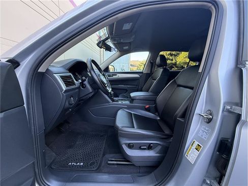 Used 2018 Volkswagen Atlas SE FWD image 8