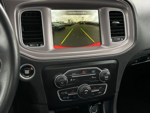 Used 2023 Dodge Charger SXT image 18