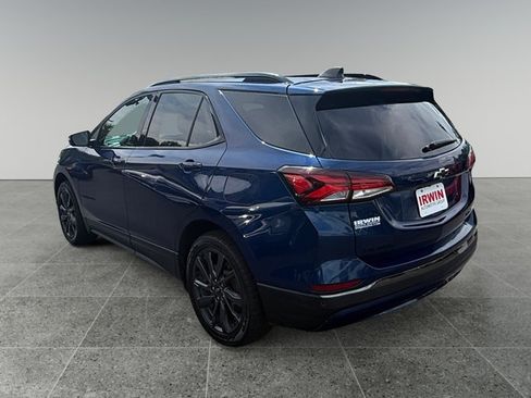 Used 2022 Chevrolet Equinox RS w/ Infotainment Package AWD/4WD image 3