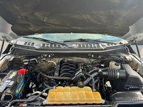 Used 2015 Ford F150 XL w/ Equipment Group 101A Mid AWD/4WD image 13