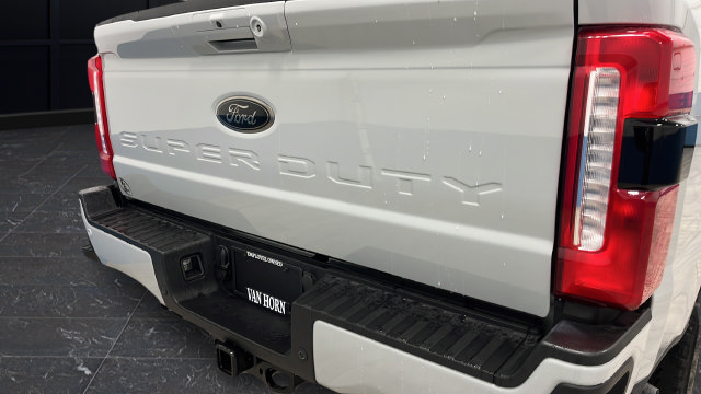 Used 2026 Ford F250 Lariat AWD/4WD image 32