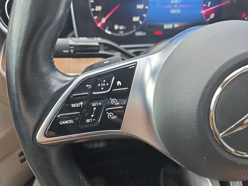Used 2023 Mercedes-Benz C 300 4MATIC Sedan image 17