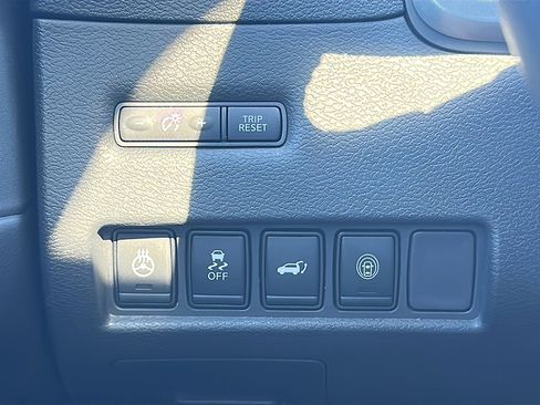 Used 2023 Nissan Murano SL w/ SL Moonroof Package image 37