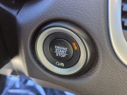 Used 2019 Dodge Durango SXT image 20