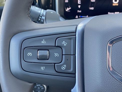 New 2026 GMC Sierra 1500 SLT image 13