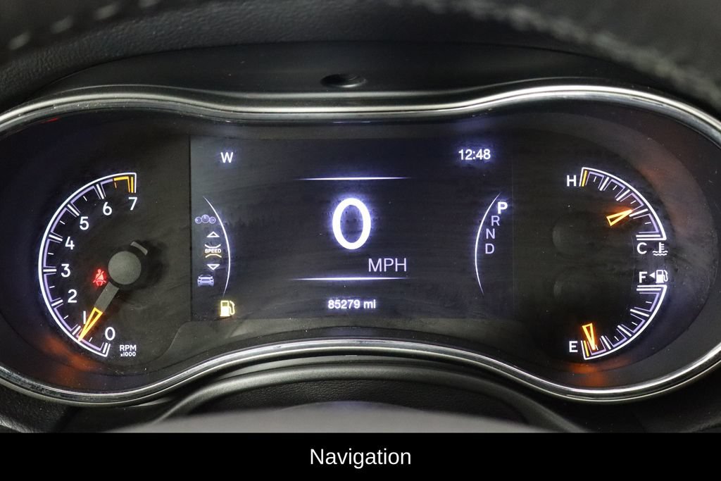 Used 2022 Jeep Grand Cherokee Limited AWD/4WD image 11