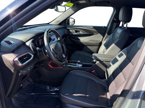 Certified 2023 Chevrolet TrailBlazer RS w/ Sun and Liftgate Package image 10