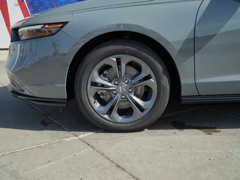 New 2026 Honda Accord EX-L image 12