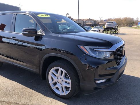 Used 2024 Honda Passport EX-L image 7