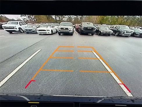 Used 2022 Chevrolet Silverado 1500 LT image 29