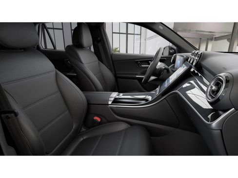 New 2026 Mercedes-Benz GLC 350e 4MATIC image 4