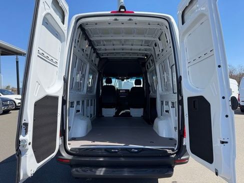 New 2026 Mercedes-Benz Sprinter 2500 image 11
