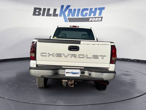 Used 2004 Chevrolet Silverado 2500 W/T image 4