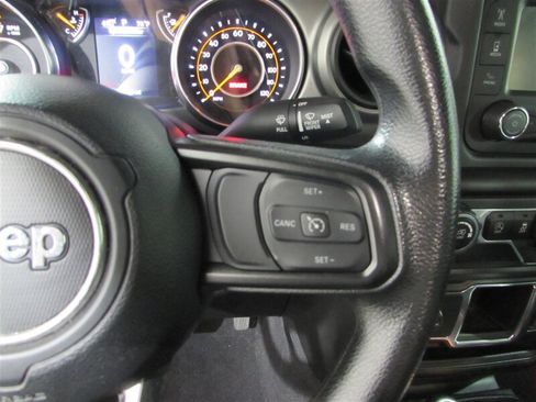Used 2021 Jeep Wrangler Unlimited Sport AWD/4WD image 35