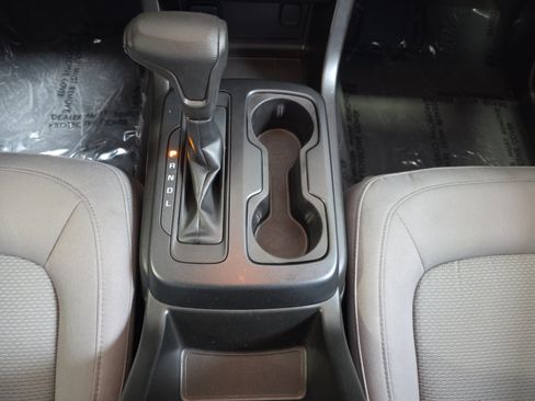 Used 2019 GMC Canyon 2WD Crew Cab w/ Convenience Package image 14