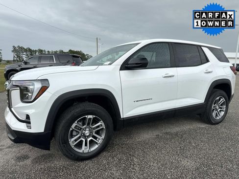 Used 2026 GMC Terrain Elevation FWD image 8