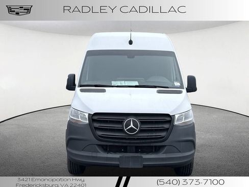 Used 2024 Mercedes-Benz eSprinter 170 Cargo image 21