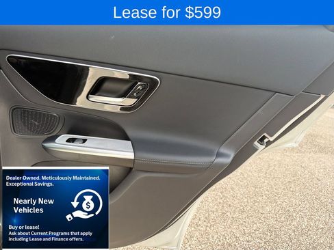 Used 2026 Mercedes-Benz GLC 300 4MATIC image 31