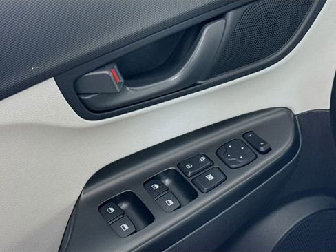 Certified 2023 Hyundai Kona SE w/ Cargo Package image 19