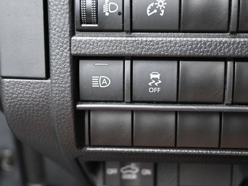 Certified 2024 Toyota Tacoma SR w/ SR Upgrade Package AWD/4WD image 15